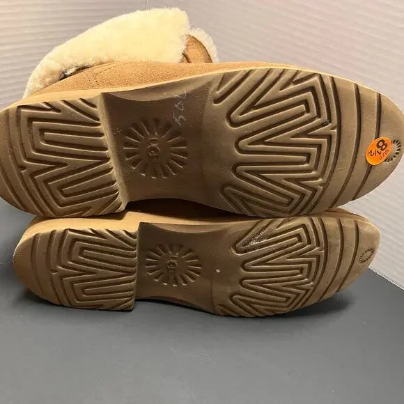 UGG Weylyn Shearling Cuff Lace Up Suede Boots Chestnut Fur Womens 8.5 Cozy Y2K - Picture 9 of 9